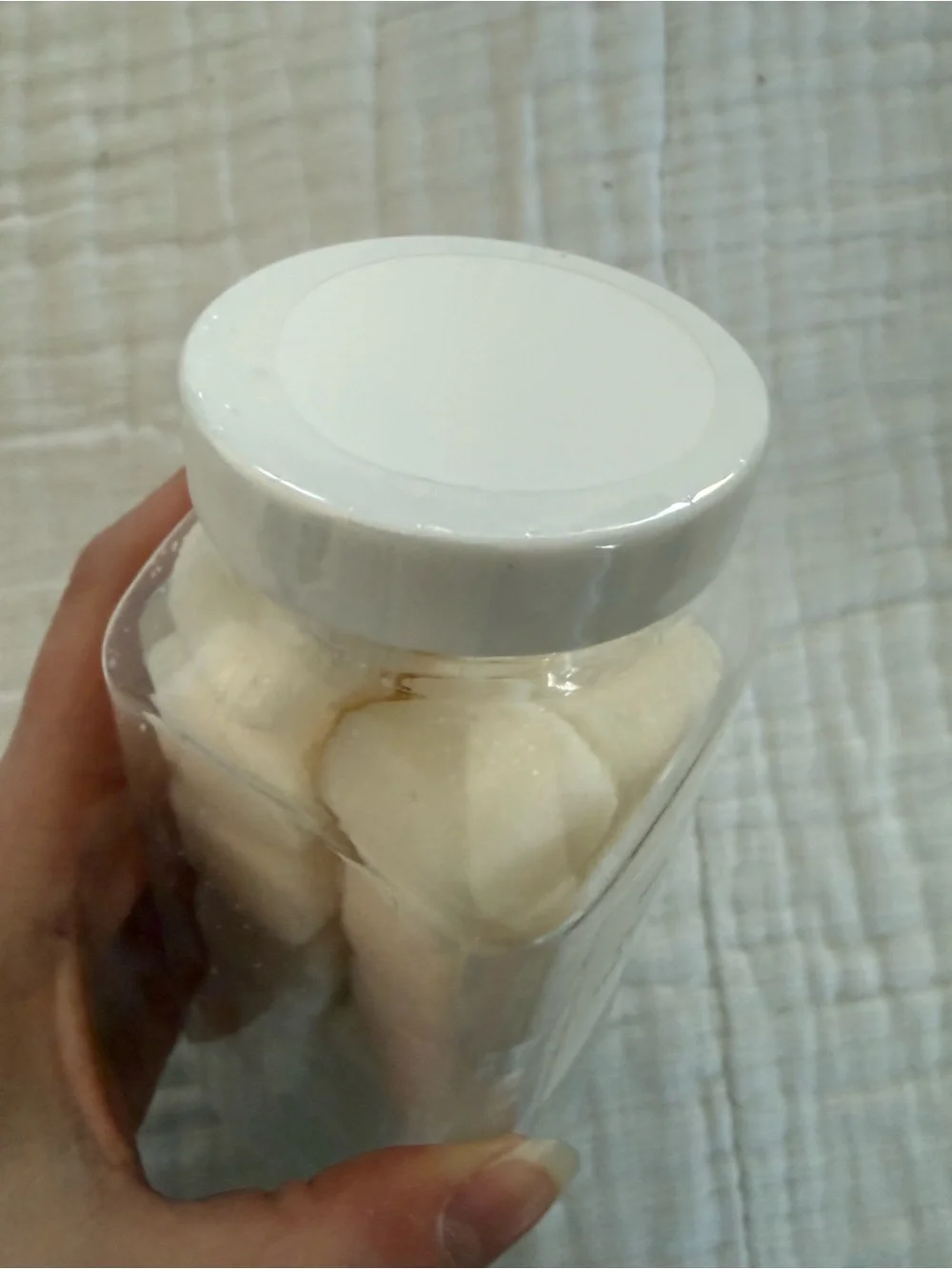 New Joon x Moon Exfoliating Sugar Cubes Coconut